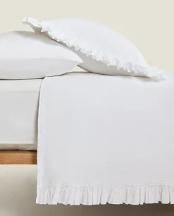 Bedspread With Pleated Ruffle
