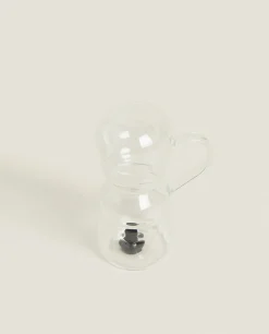 Borosilicate Glass Salt Shaker With Handle