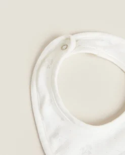 Chiffon Clover Bib