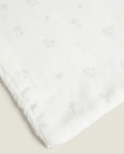 Chiffon Clover Towel