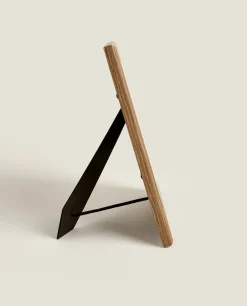 Contrast Wooden Frame