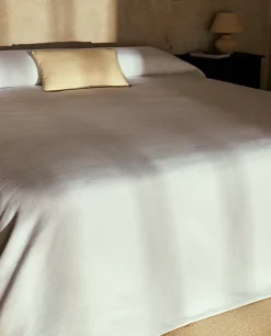 Cotton Bedspread With Border
