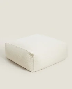 Cotton Boucle Pouf