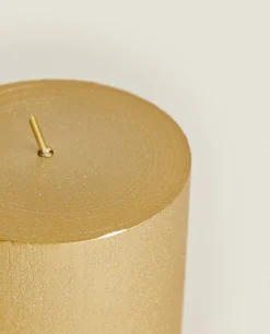 Cylindrical Christmas Candle