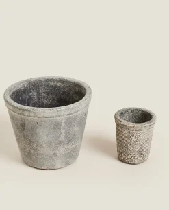 Dark Clay Flowerpot