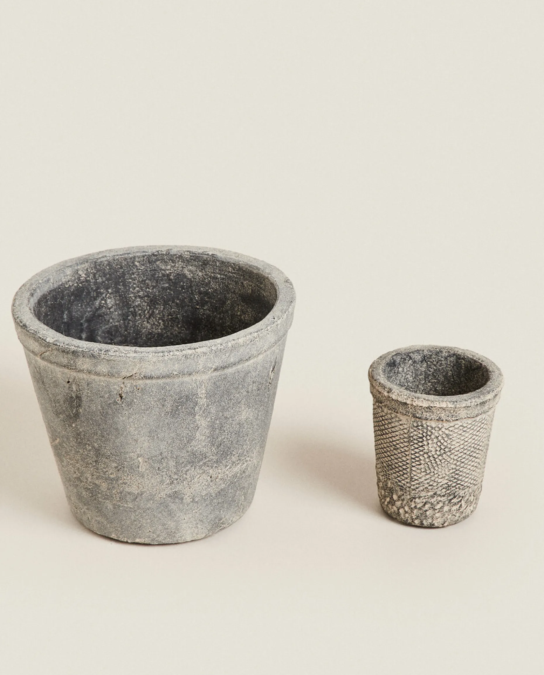 Dark Clay Flowerpot
