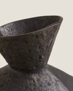 Dark Vase