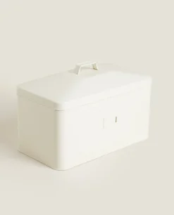 Detergent Container