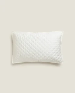 Diamond-Pattern Throw Pillow Cover