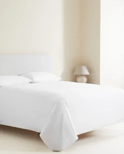 Duvet Cover With Colored Piping Detail