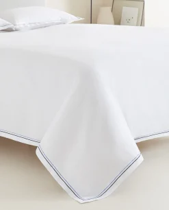 Duvet Cover With Two Embroidered Lines