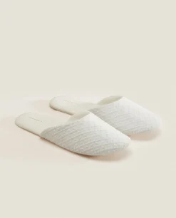 Embroidered Fabric Slippers