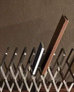 Extendable Magazine Rack