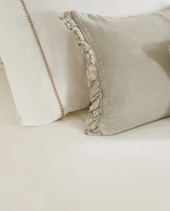 Fitted Sheet With Topstitching