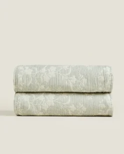 Floral Jacquard Blanket