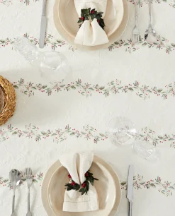 Jacquard Cotton Tablecloth With Christmas Holly