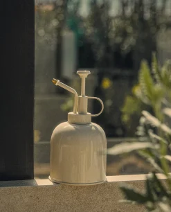 Lacquered Steel Sprayer