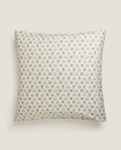 Leaf Print Pillowcase