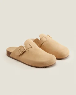 Leather Clogs With Buckle