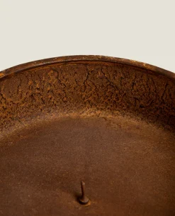 Metal-Based Tealight Holder