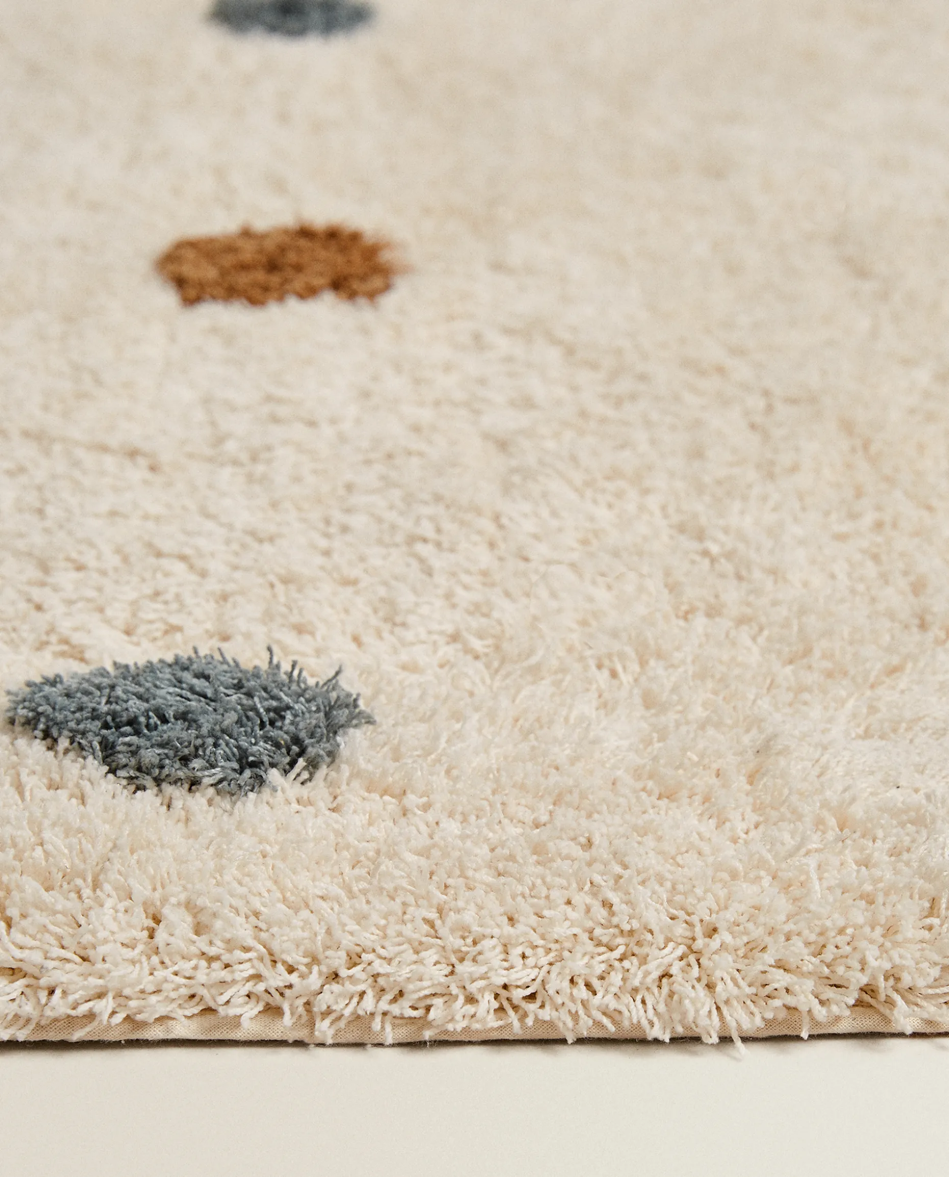 Multicolored Dotted Rug