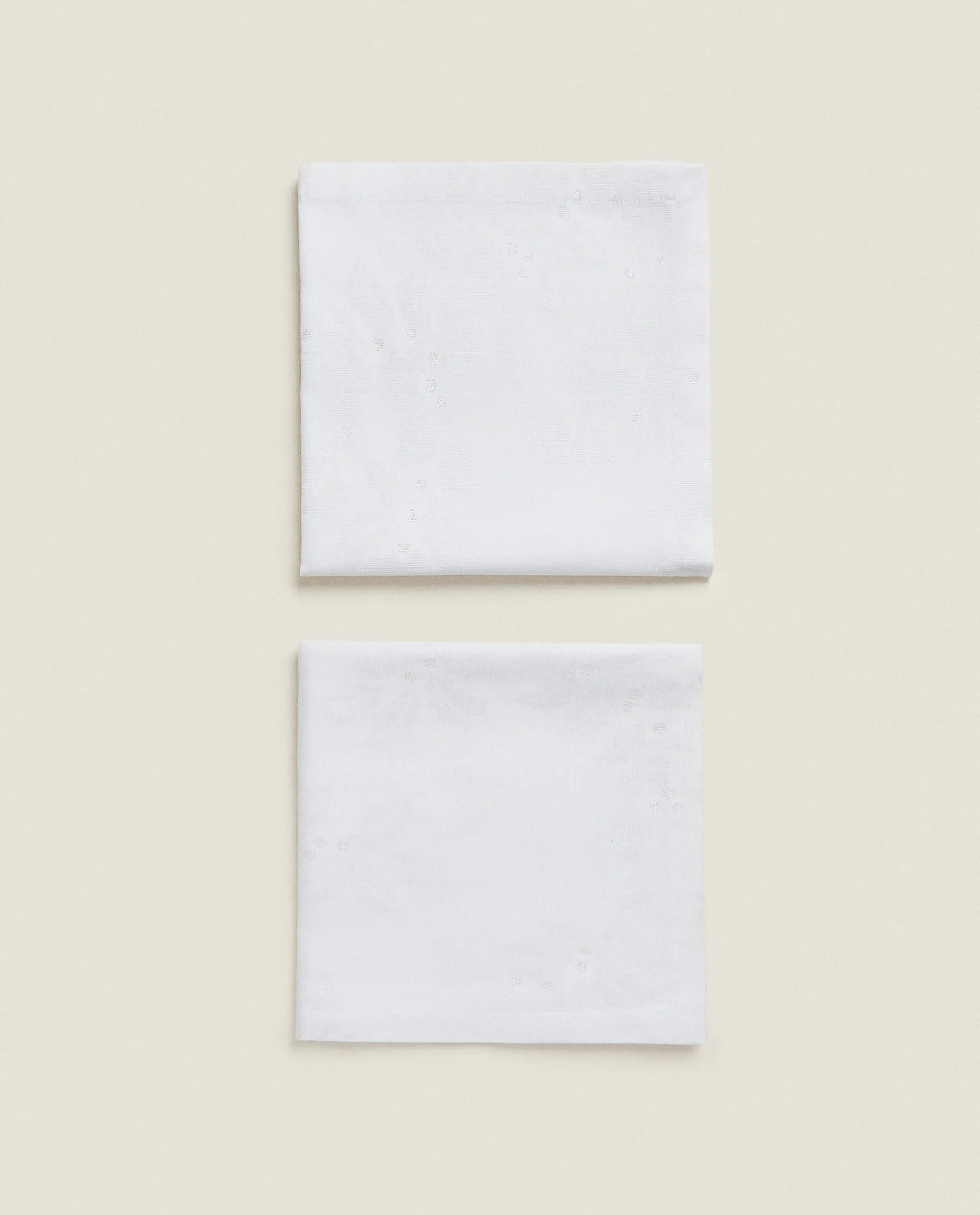 Pack Of Christmas Glittery Floral Jacquard Napkins