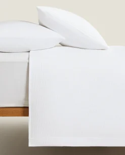 Pique Bedspread