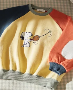 Plush Peanuts™ Sweatshirt