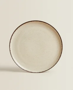 Porcelain Dinner Plate With Antique Finish Rim