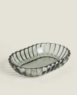 Raised Design Glass Soap Dish