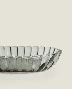 Raised Design Glass Soap Dish