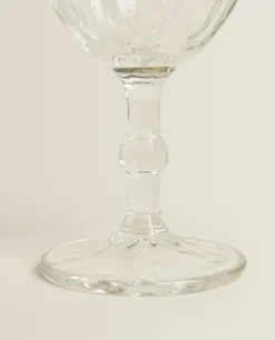 Raised Design Wine Glass