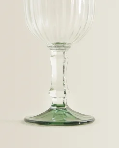 Raised Design Wine Glass