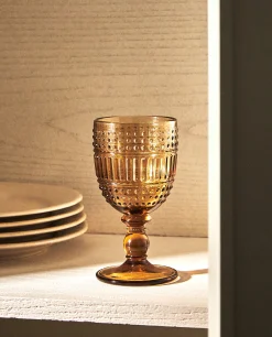 Raised Design Wine Glass