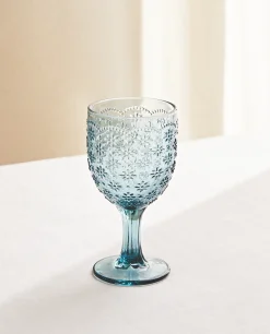 Raised Floral Design Wine Glass