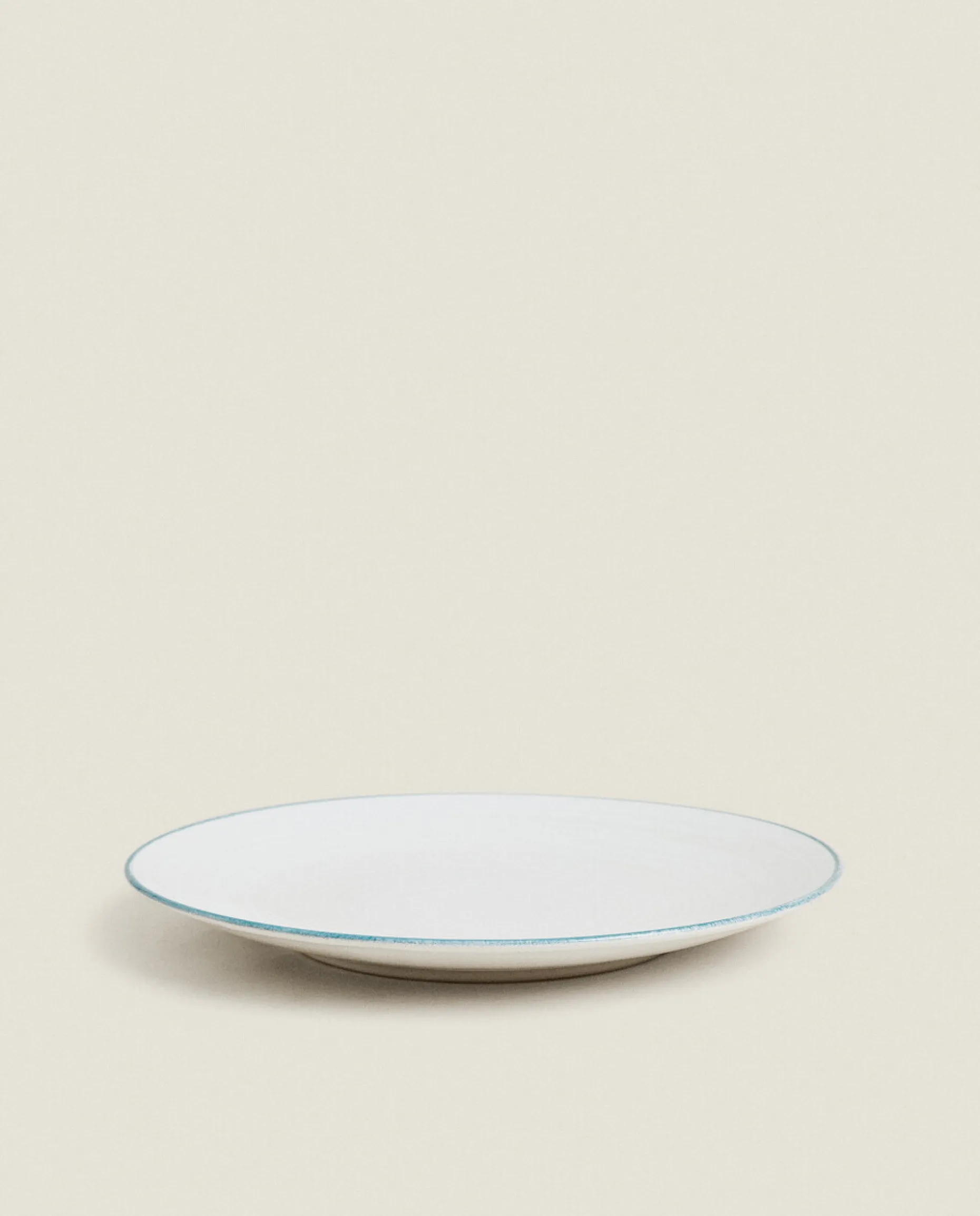 Rim Detail Dinner Plate