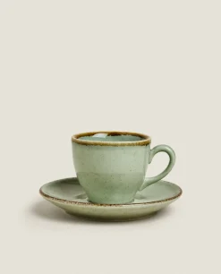 Rimmed Coffee Cup