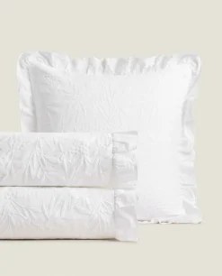Ruffle Trim Bedspread
