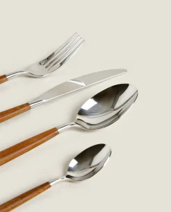 Set Of Maple Cutlery
