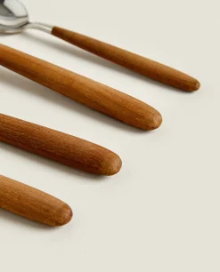 Set Of Maple Cutlery