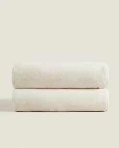 Short Faux Fur Blanket