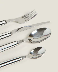 Striped Flatware Set (4 Pieces)