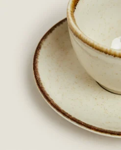 Teacup With Rim Detail