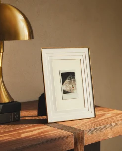 Thin Metal Frame