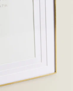 Thin Metal Frame