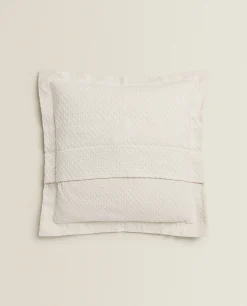 Throw Pillow Cover With Polka Dot Design