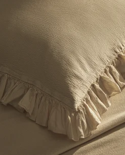 Throw Pillow Cover With Pleated Ruffle