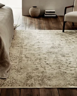 Vintage-Effect Rug