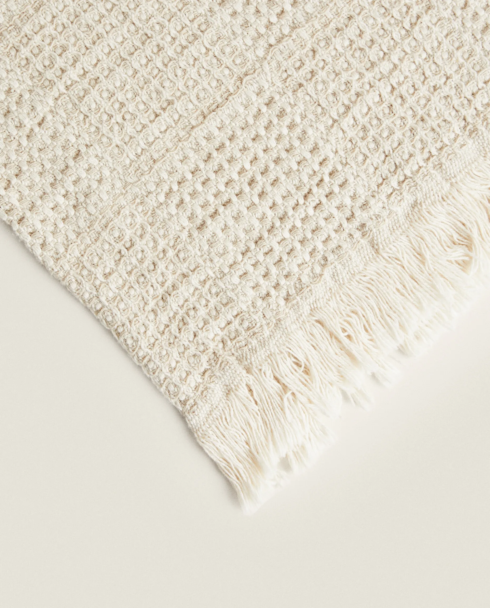 Waffle-Texture Blanket