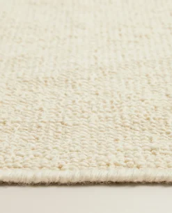 Wavy Woolen Rug